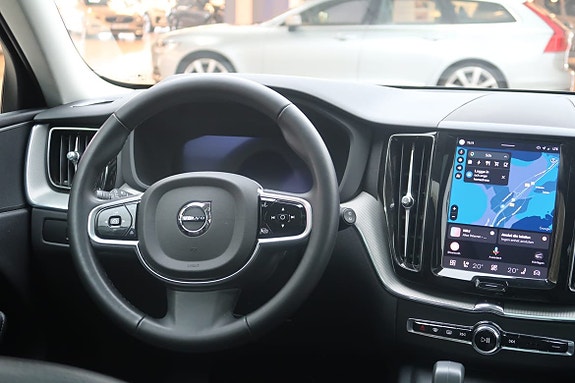 Volvo XC60 7 of 23