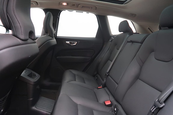 Volvo XC60 5 of 5