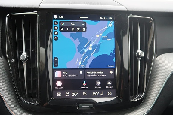 Volvo XC60 13 of 23