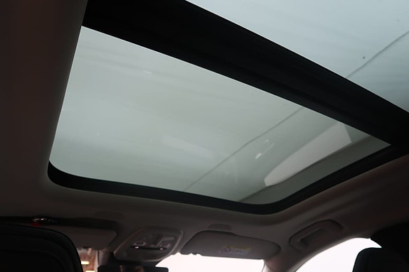 Volvo XC60 9 of 23