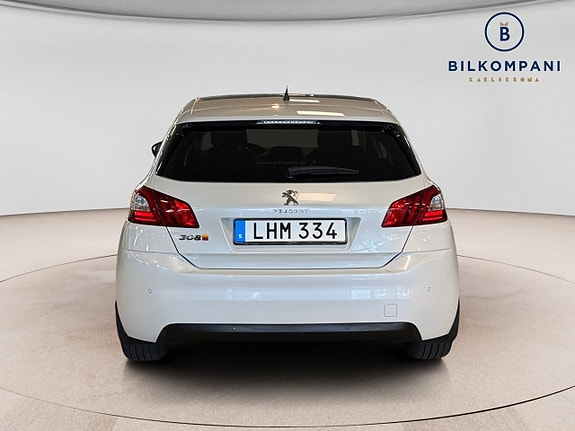 Peugeot 308 4 of 5