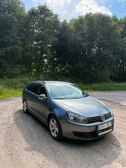 Volkswagen Golf VI 3 of 4