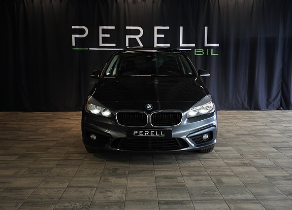 BMW 218d 5 of 5