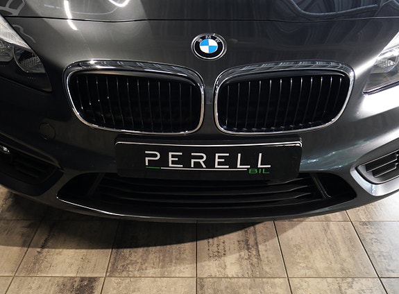 BMW 218d 19 of 19