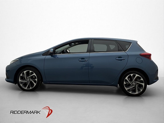 Toyota Auris 4 of 23