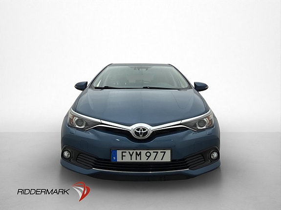 Toyota Auris 2 of 23