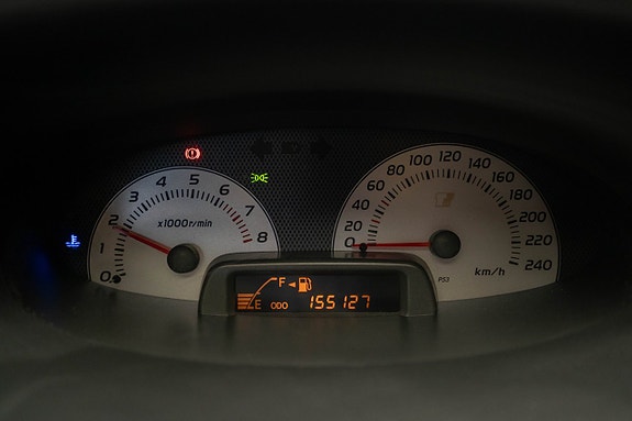 Toyota Yaris 17 of 17