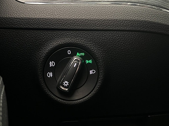 Skoda Superb 27 of 28