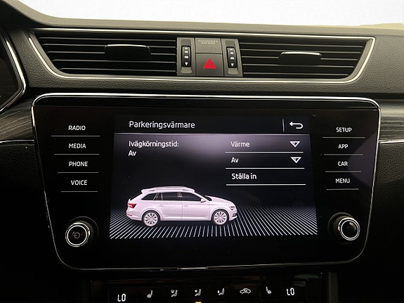Skoda Superb 24 of 28