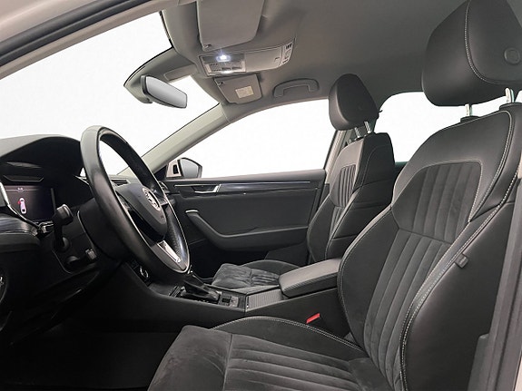 Skoda Superb 9 of 28