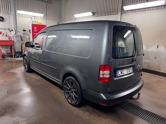 Volkswagen Caddy Maxi 3 of 5