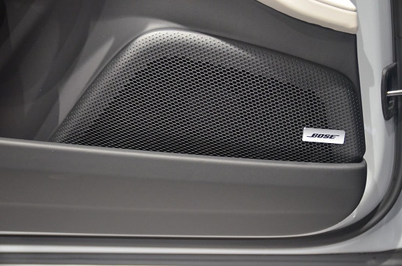 Porsche Panamera 4 21 of 23