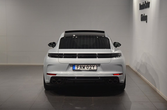 Porsche Panamera 4 7 of 23