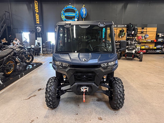 Can-Am Traxter Max 3 of 11