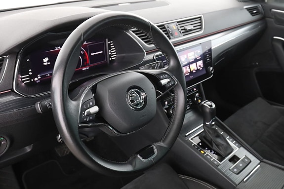 Skoda Superb 14 of 30