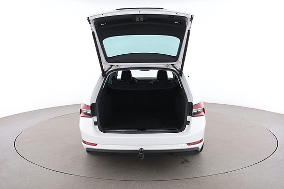 Skoda Superb 17 of 30
