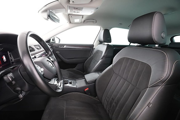 Skoda Superb 11 of 30