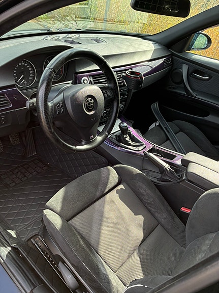BMW 320d 5 of 9
