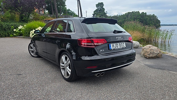 Audi A3 4 of 5