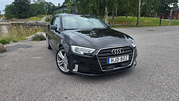 Audi A3 3 of 5