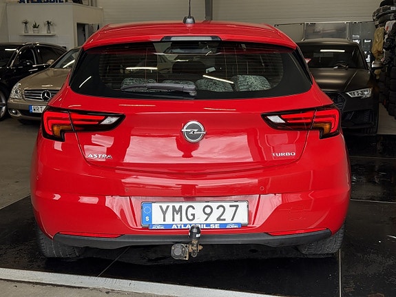 Opel Astra 4 of 5