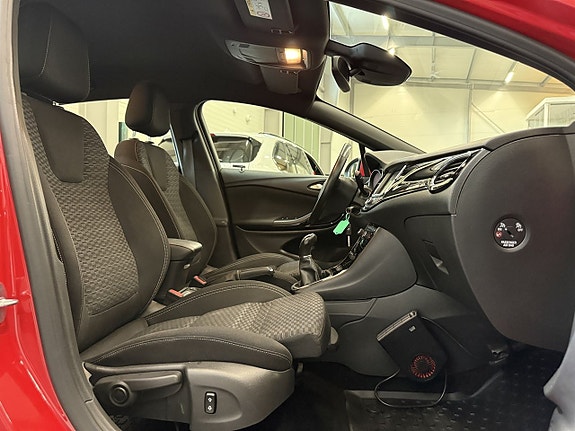 Opel Astra 8 of 20