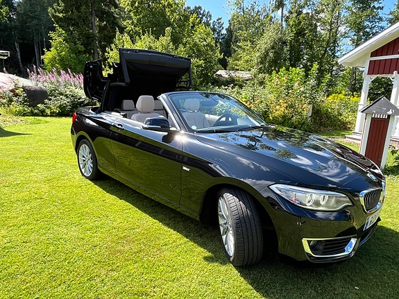 BMW 218i 5 of 5