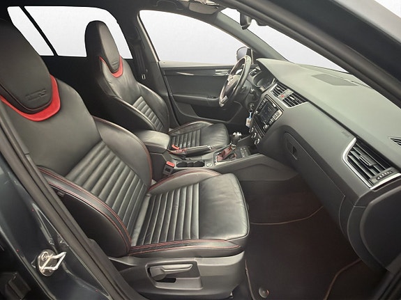 Skoda Octavia RS 14 of 30