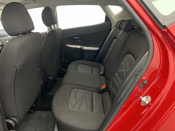Kia Ceed 13 of 20