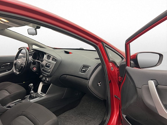 Kia Ceed 12 of 20