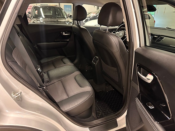 Kia Niro 11 of 27