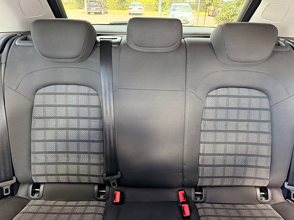 Audi Q3 14 of 24