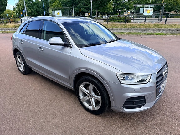 Audi Q3 7 of 24