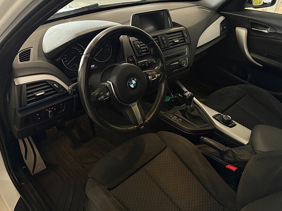 BMW 116i 5 of 5