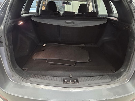Hyundai i30 8 of 10