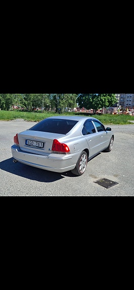 Volvo S60 3 of 4