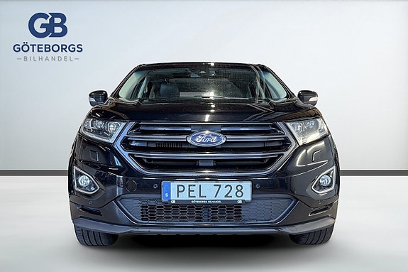 Ford Edge 8 of 17