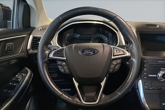 Ford Edge 12 of 17