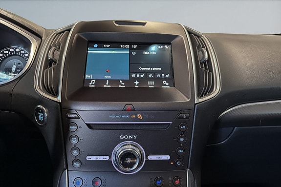 Ford Edge 14 of 17