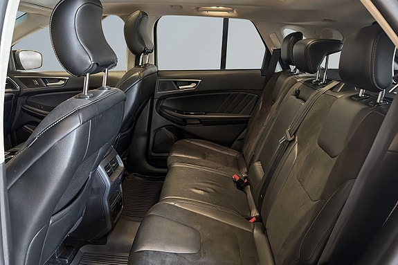 Ford Edge 15 of 17