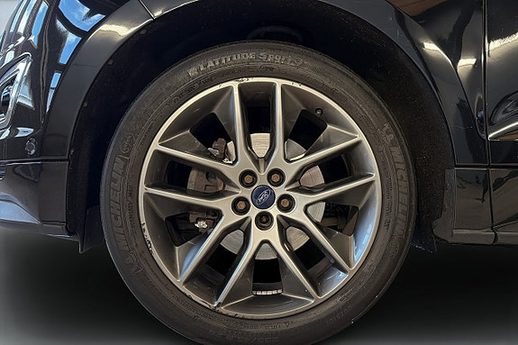 Ford Edge 7 of 17