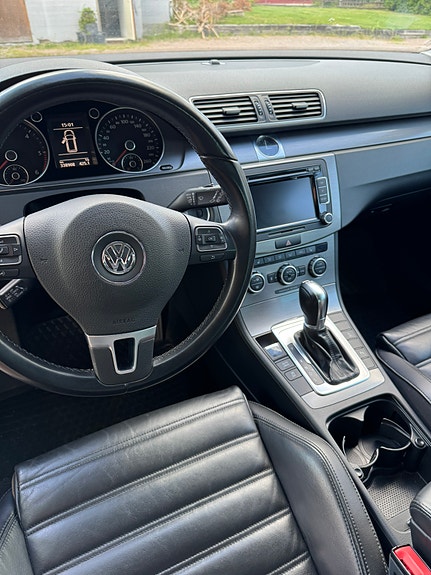 Volkswagen Passat 4 of 5