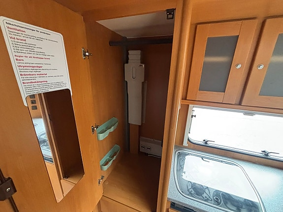 Dethleffs Esprit RT 6844 ALDE / 3500 Kg / Kamkedja 11 of 12