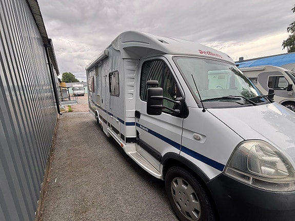 Dethleffs Esprit RT 6844 ALDE / 3500 Kg / Kamkedja 3 of 12