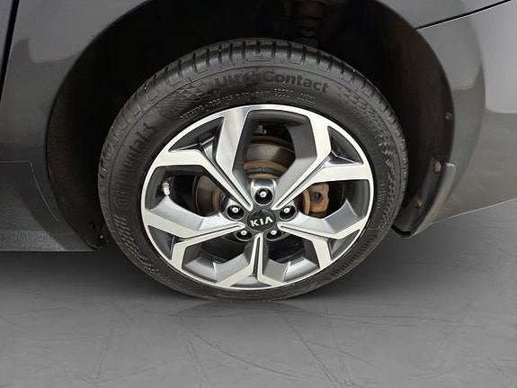 Kia Ceed 30 of 30