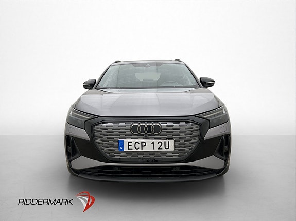 Audi Q4 e-tron 3 of 5