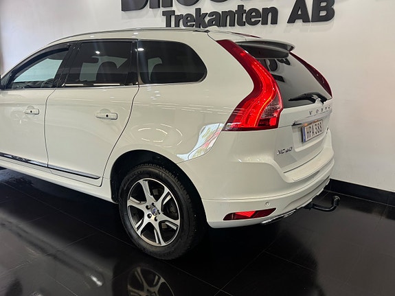 Volvo XC60 4 of 5