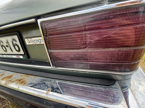 Jaguar Sovereign 23 of 30