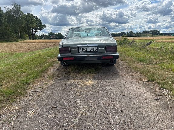 Jaguar Sovereign 9 of 30