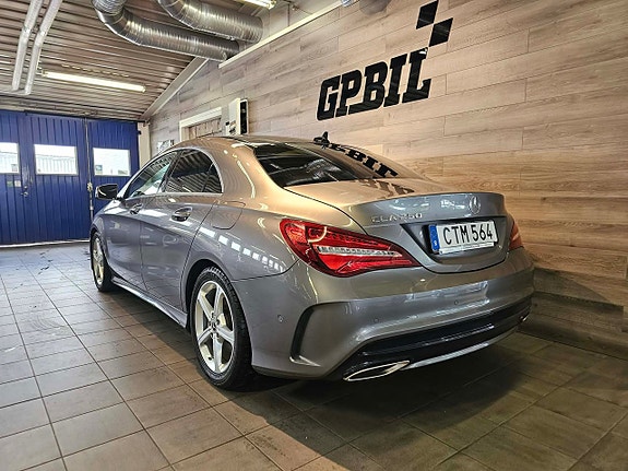 Mercedes-Benz CLA250 3 of 17